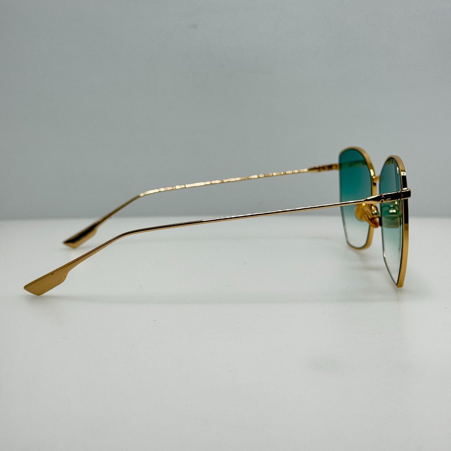 Blenders Sunglasses Pipevine Gold Green