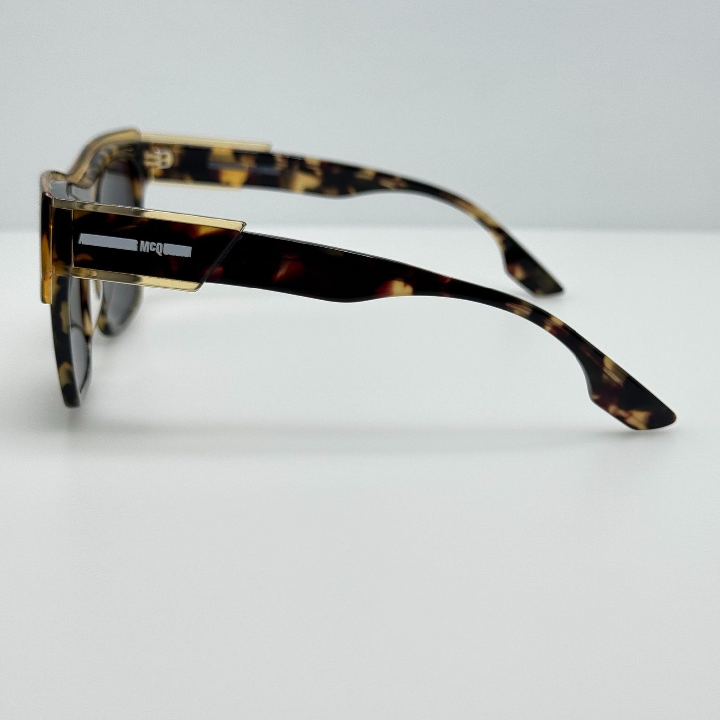 Alexander McQueen Sunglasses MQ 0004S 004 55-15-140