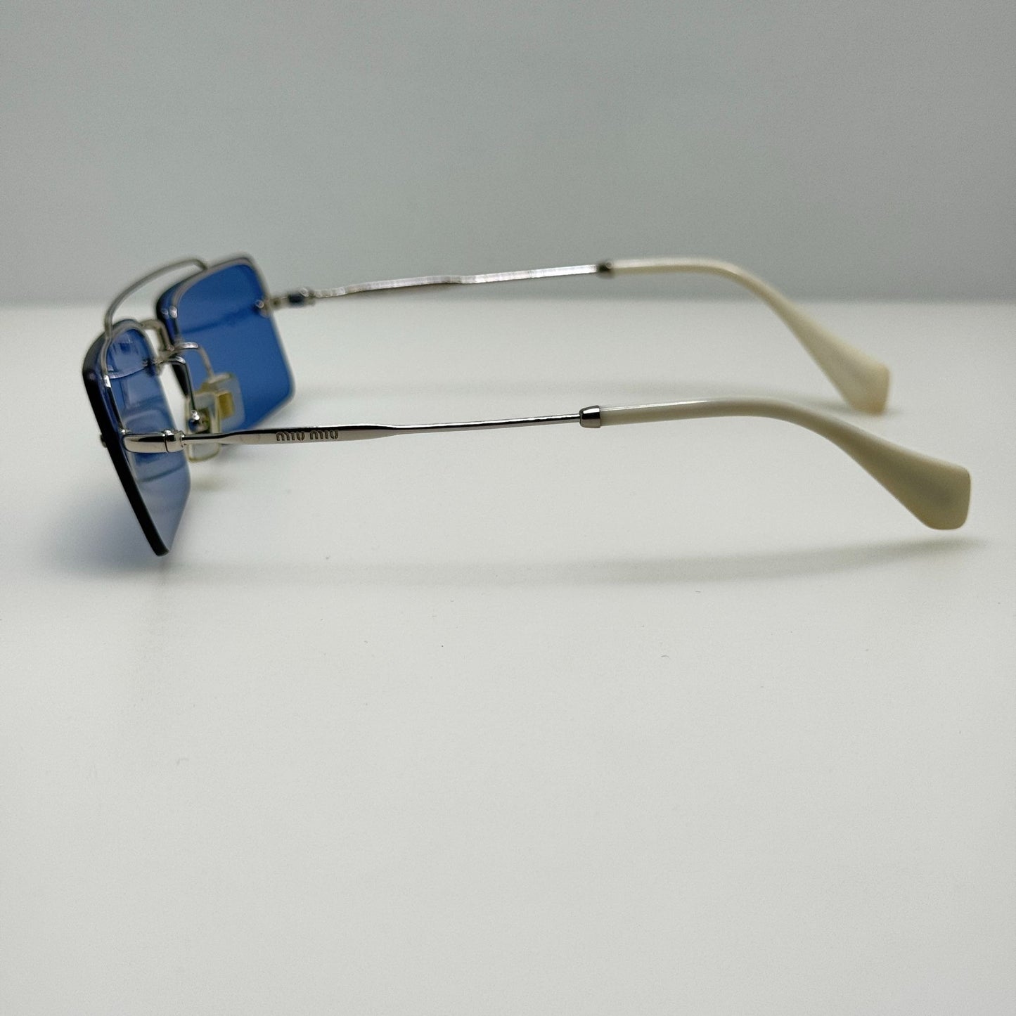 Miu Miu Sunglasses SMU 59T 1BC-2J1 140
