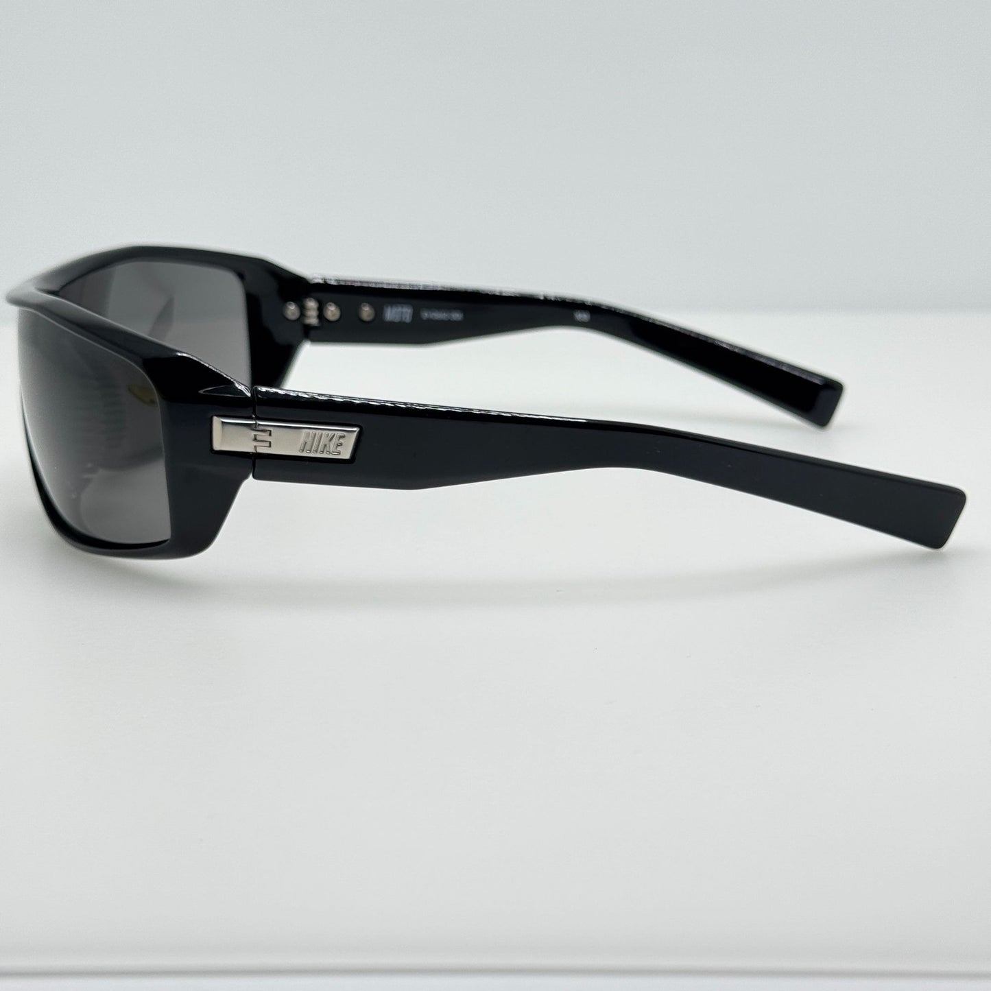 Nike Sunglasses EV0610 001 Moto Black 103