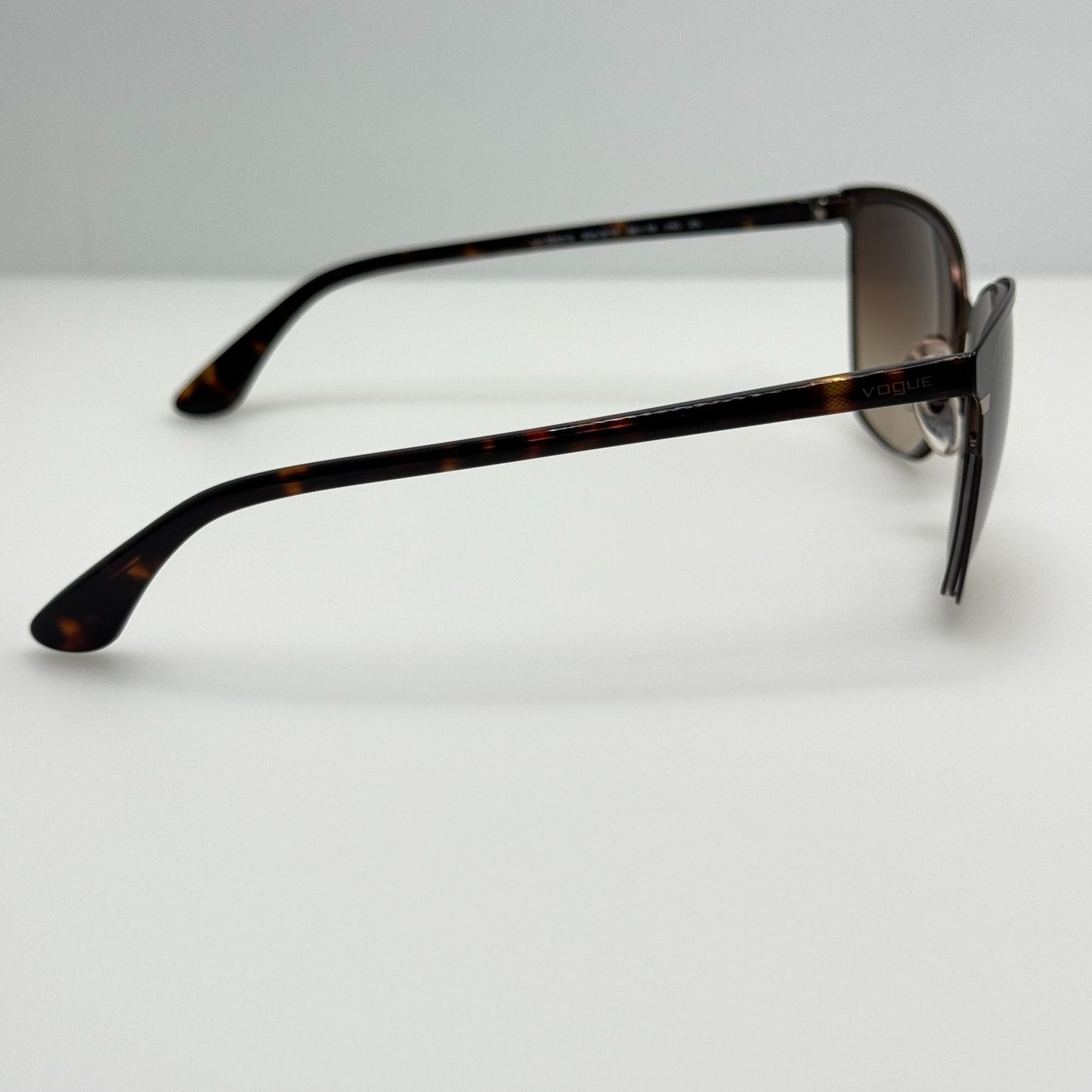 Vogue Sunglasses VO 3962-S 934-S/13 56-16-140