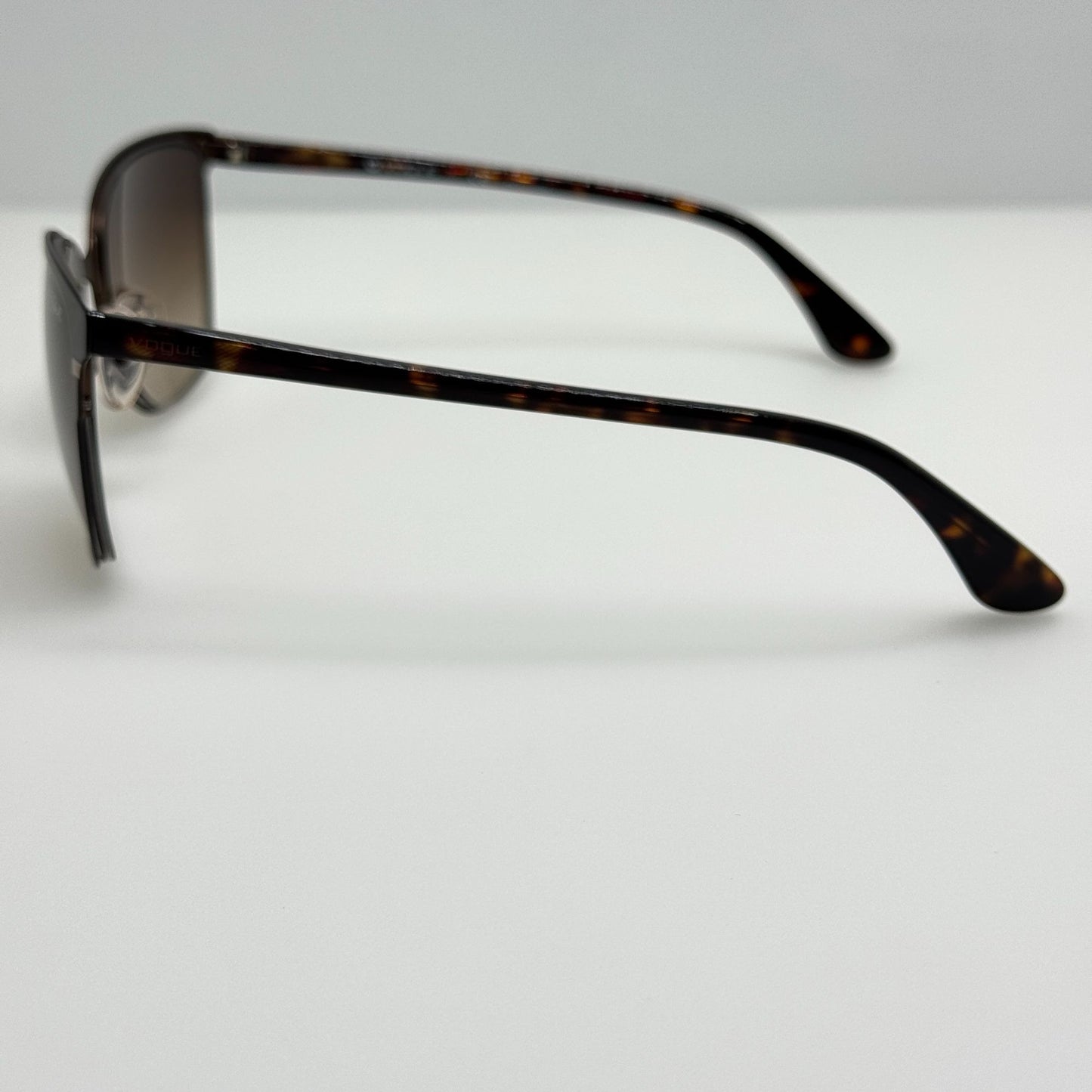Vogue Sunglasses VO 3962-S 934-S/13 56-16-140