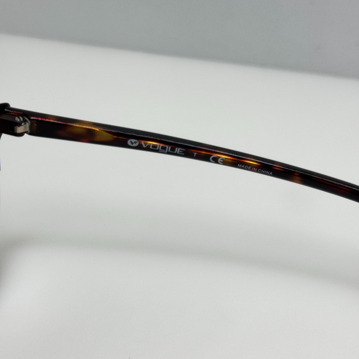 Vogue Sunglasses VO 3962-S 934-S/13 56-16-140