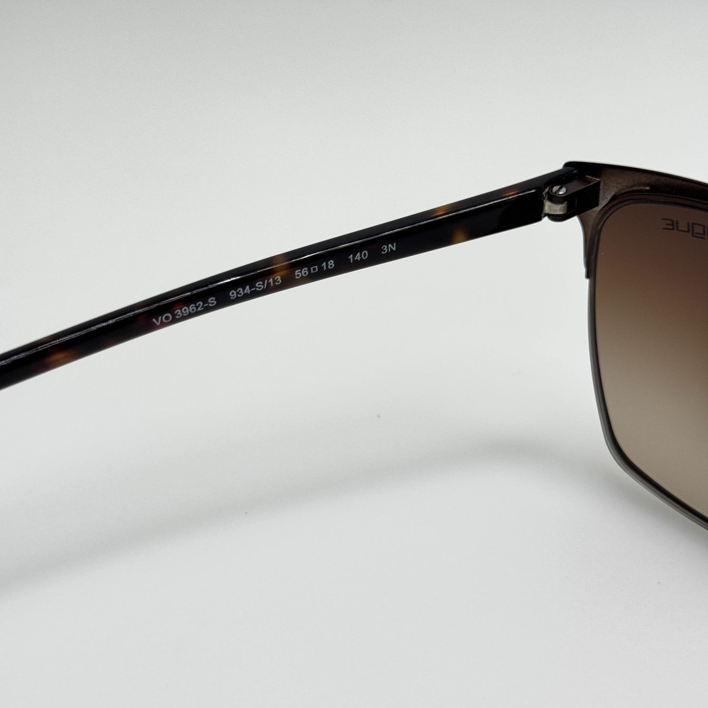 Vogue Sunglasses VO 3962-S 934-S/13 56-16-140